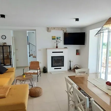Casa Iria Villa *