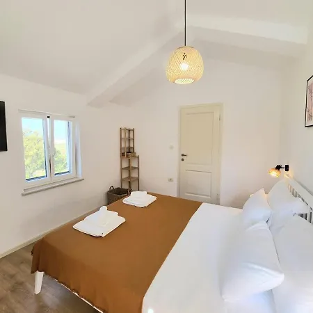 Casa Iria Villa *